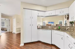 803 Montrose Dr, Venice, FL 34293 - Photo 11