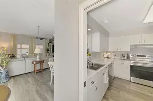 710 Ironwood Dr, Venice, FL 34292 - Photo 13