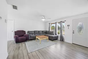 5755 Oxalis Rd, Venice, FL 34293 - Photo 3