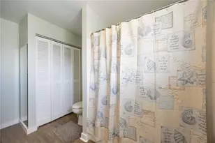 436 Circlewood Dr, Venice, FL 34293 - Photo 19