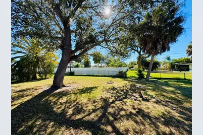 20363 Mount Prospect Avenue, Port Charlotte, FL 33952 - Photo 9