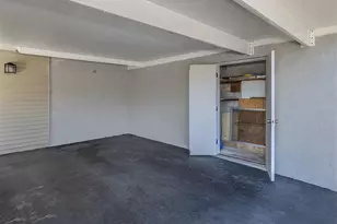 1310 Pine Lake Dr, Venice, FL 34285 - Photo 7