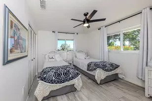 1232 Pine Needle Rd, Venice, FL 34285 - Photo 11