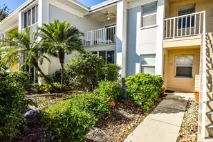 427 Cerromar Ln, Venice, FL 34293 - Photo 3