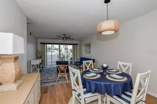 427 Cerromar Ln, Venice, FL 34293 - Photo 11