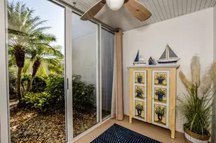 427 Cerromar Ln, Venice, FL 34293 - Photo 29