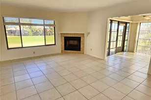 812 Capri Isles Blvd, Venice, FL 34292 - Photo 9