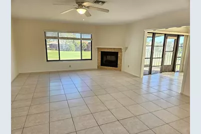 812 Capri Isles Boulevard #225, Venice, FL 34292 - Photo 5