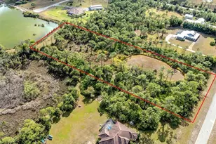 9008 Falcon Ct, Venice, FL 34293 - Photo 7