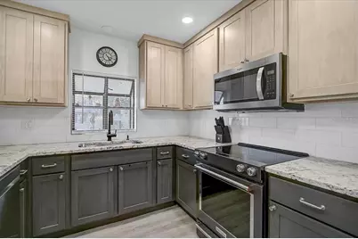 7623 4th Avenue W #7623, Bradenton, FL 34209 - Photo 7