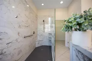 166 Palazzo Ct, North Venice, FL 34275 - Photo 31