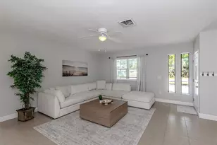 3681 Shamrock Dr, Venice, FL 34293 - Photo 5