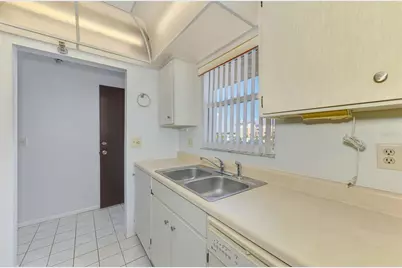 232 Saint Augustine Avenue #505, Venice, FL 34285 - Photo 11