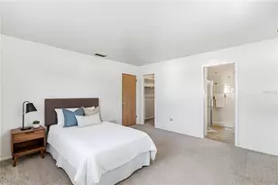 6711 Roxbury Dr, Sarasota, FL 34231 - Photo 19