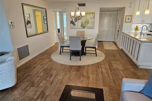 418 Cerromar Ct, Venice, FL 34293 - Photo 5