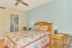 402 Laurel Lake Dr, Venice, FL 34292 - Photo 41