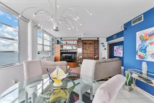 11930 N Bayshore Dr, North Miami, FL 33181 - Photo 23