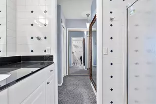 11930 N Bayshore Dr, North Miami, FL 33181 - Photo 43