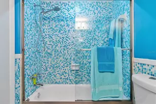 11930 N Bayshore Dr, North Miami, FL 33181 - Photo 33