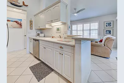 703 Casa Del Lago Way #703, Venice, FL 34292 - Photo 13