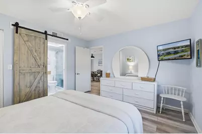 649 Tamiami Trail S #306, Venice, FL 34285 - Photo 15