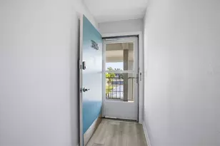 649 Tamiami Trail S, Venice, FL 34285 - Photo 3