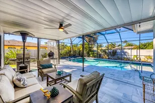 438 W Gate Dr, Venice, FL 34285 - Photo 31