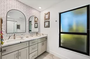 438 W Gate Dr, Venice, FL 34285 - Photo 25