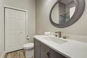 1951 San Silvestro Dr, Venice, FL 34285 - Photo 33