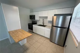 215 Park Blvd S, Venice, FL 34285 - Photo 3