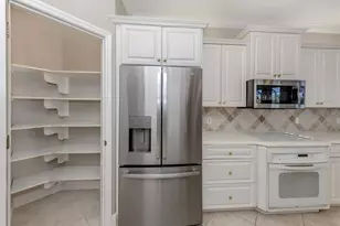 319 Park Trace Blvd, Osprey, FL 34229 - Photo 15