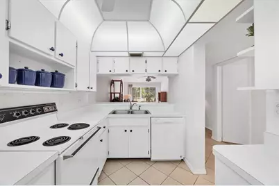 454 Cerromar Road #275, Venice, FL 34293 - Photo 15