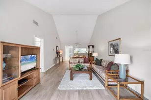 454 Cerromar Rd, Venice, FL 34293 - Photo 9