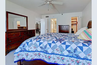 244 Saint Augustine Avenue #204, Venice, FL 34285 - Photo 11