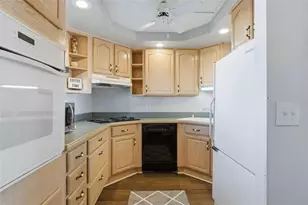 461 Airport Ave E, Venice, FL 34285 - Photo 7