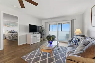 461 Airport Ave E, Venice, FL 34285 - Photo 3