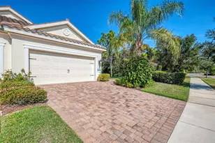 11401 Okaloosa Dr, Venice, FL 34293 - Photo 3