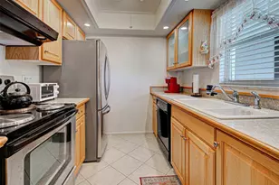 232 St Augustine Ave, Venice, FL 34285 - Photo 17