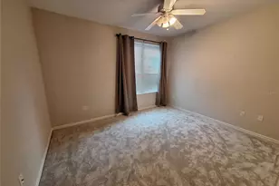 5550 Rosehill Rd, Sarasota, FL 34233 - Photo 9