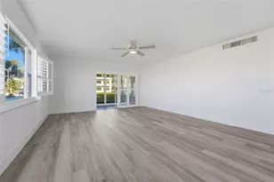 1150 Tarpon Center Dr, Venice, FL 34285 - Photo 13