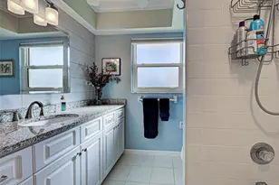 1350 Lakeside Dr, Venice, FL 34293 - Photo 35