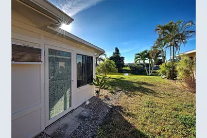 1350 Lakeside Drive, Venice, FL 34293 - Photo 37