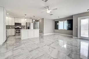 153 Hourglass Dr, Venice, FL 34293 - Photo 9