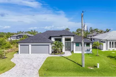 8634 Santa Cruz Drive, Port Charlotte, FL 33981 - Photo 3