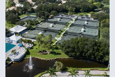 1833 Lancashire Drive, Venice, FL 34293 - Photo 57