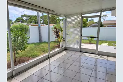 979 Nantucket Road, Venice, FL 34293 - Photo 17