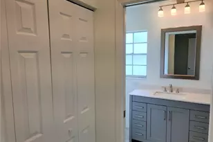 979 Nantucket Rd, Venice, FL 34293 - Photo 23