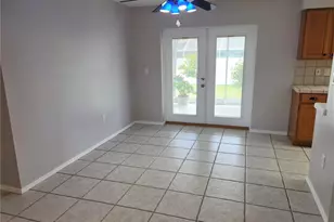 979 Nantucket Rd, Venice, FL 34293 - Photo 9