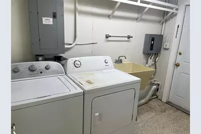 142 Sandhurst Drive, Venice, FL 34293 - Photo 7