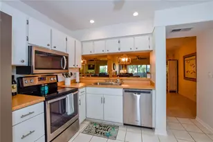 429 Wexford Cir, Venice, FL 34293 - Photo 9